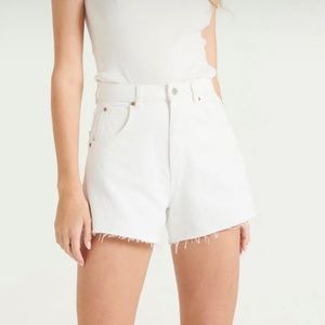 Rollas Jeans White A-Line Mirage Loose Shorts Size 28